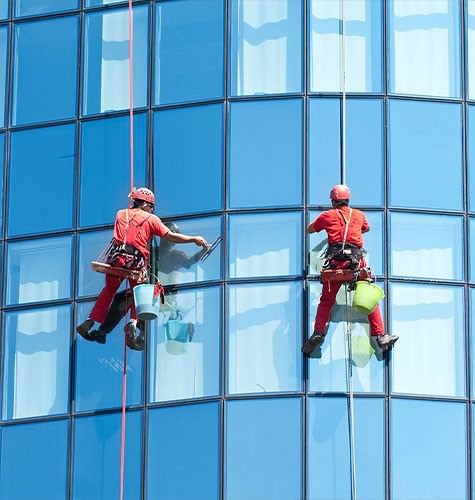 Мытье фасадов промальпинистами в Нальчике
